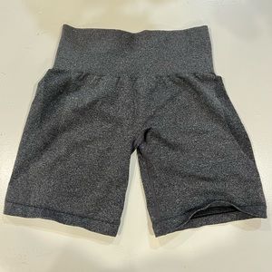 NVGTN Black Speckled Pro Seamless Shorts. Size small